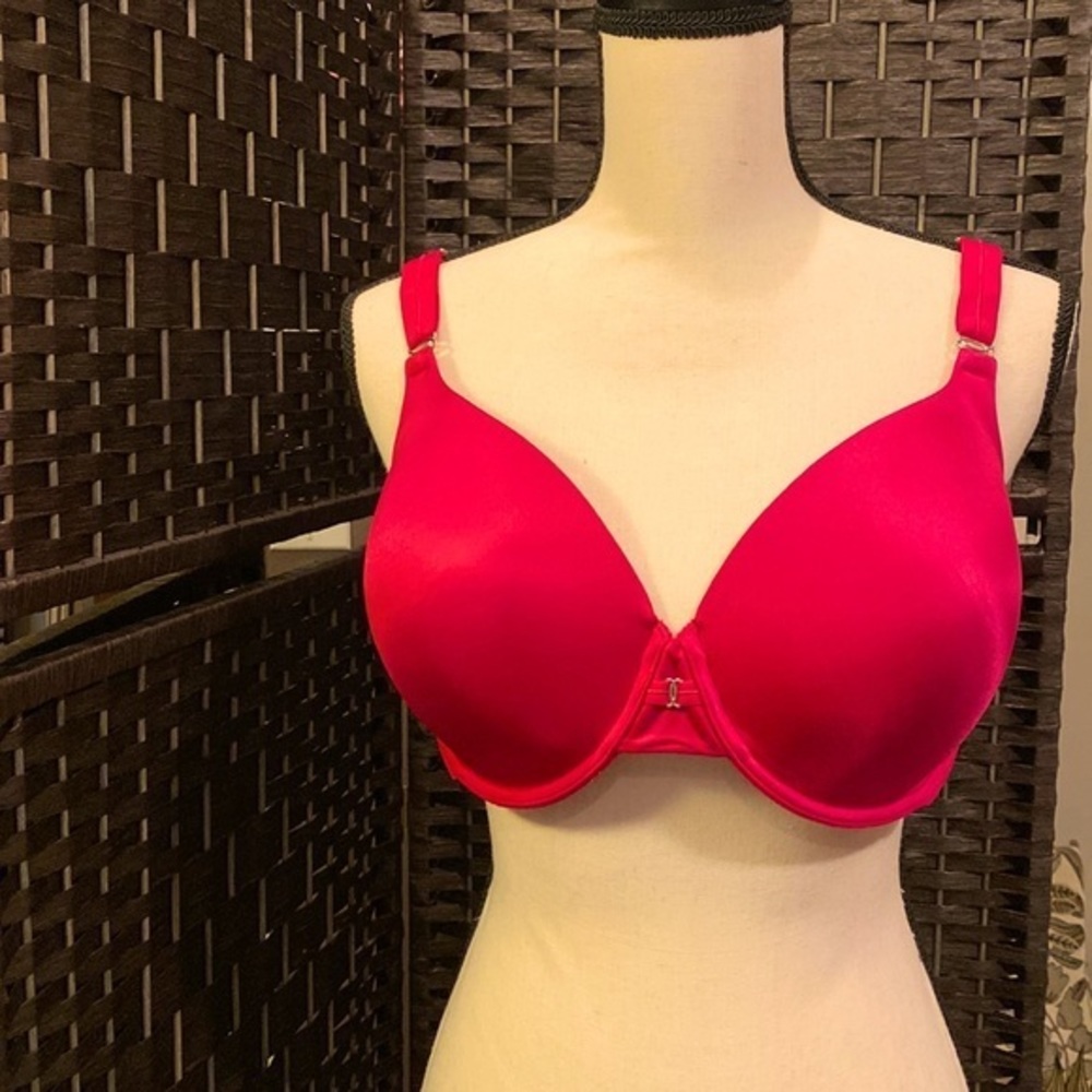 Vanity Fair Satiny Body Sculpt Bra - Size 40D